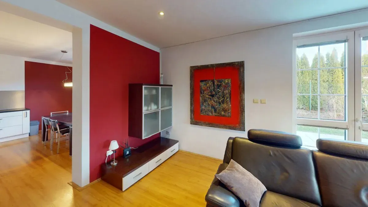 Prodej domu · Rodinný · 424 m² (ID: SaleLink)