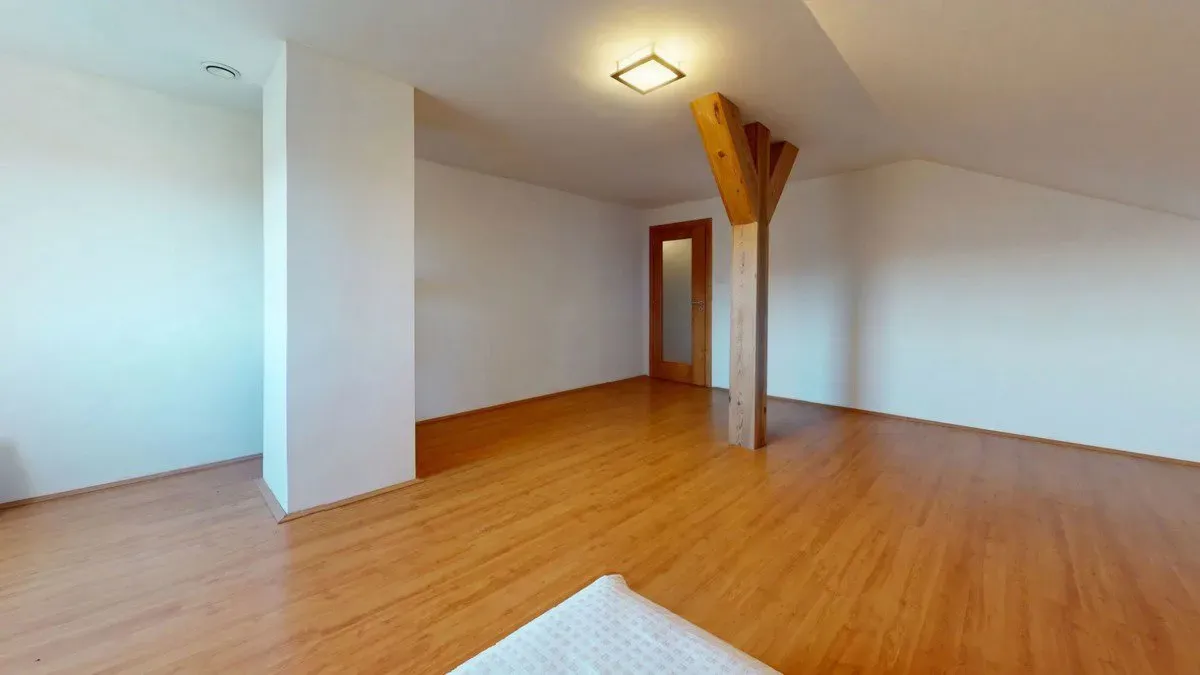 Prodej domu · Rodinný · 424 m² (ID: SaleLink)