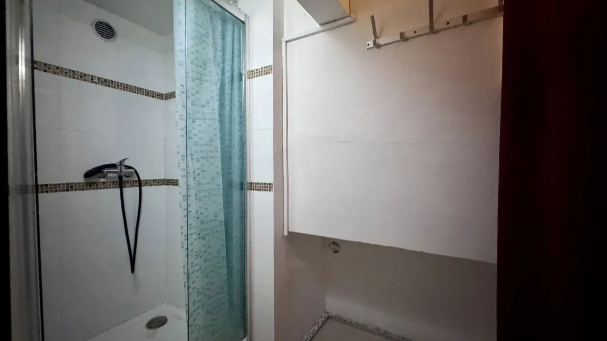 Pronájem komerční nemovitosti · 100 m² (ID: EroP8New)