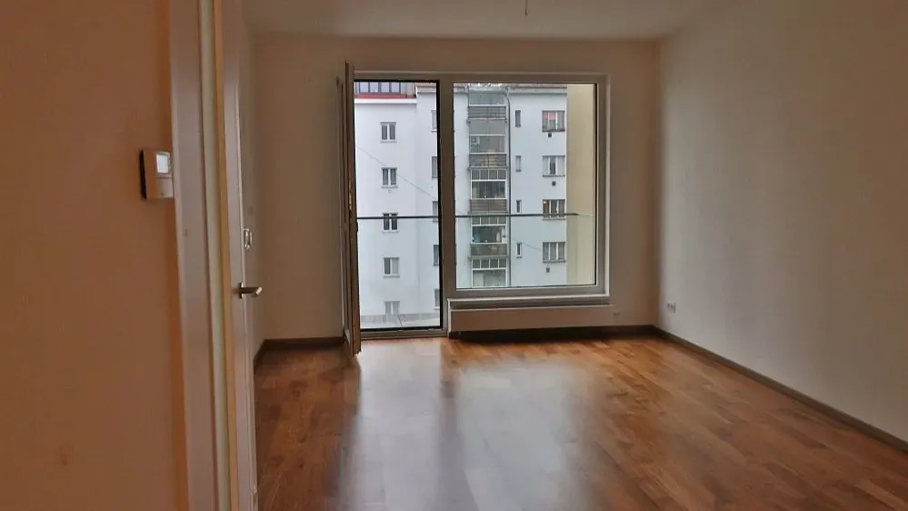Pronájem bytu · 2+kk · 54 m² (ID: SkyMichle)