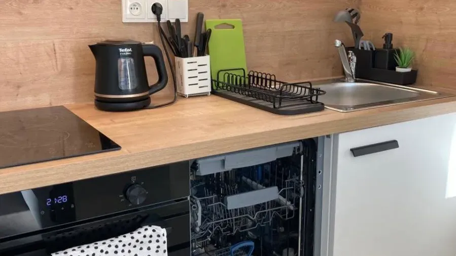 Pronájem bytu · 1+kk · 20 m² (ID: Mozzartova1kk)