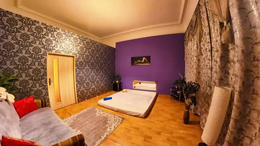 Pronájem komerční nemovitosti · 98 m²