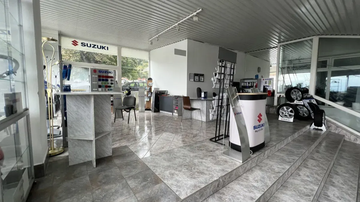 Prodej komerční nemovitosti · Autoservis · 700 m²